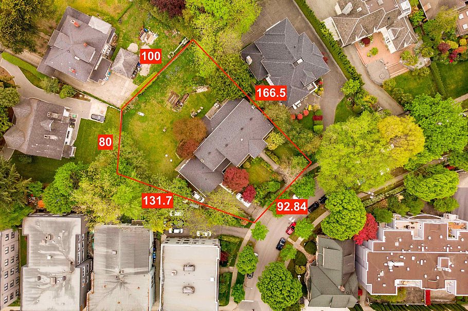 1020 Wolfe Avenue Vancouver, BC - 3