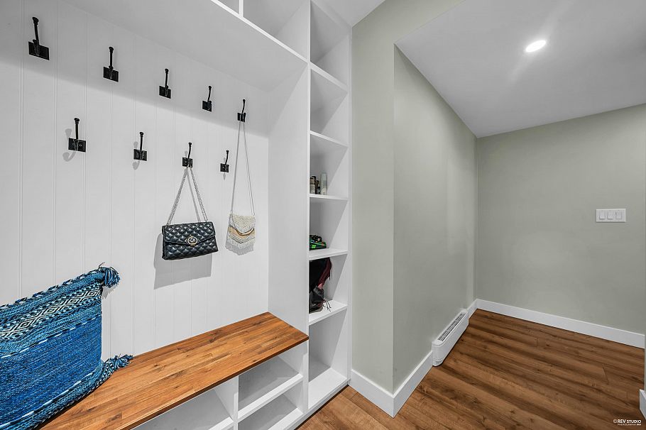 30 638 W 6th Avenue Vancouver, BC - 28