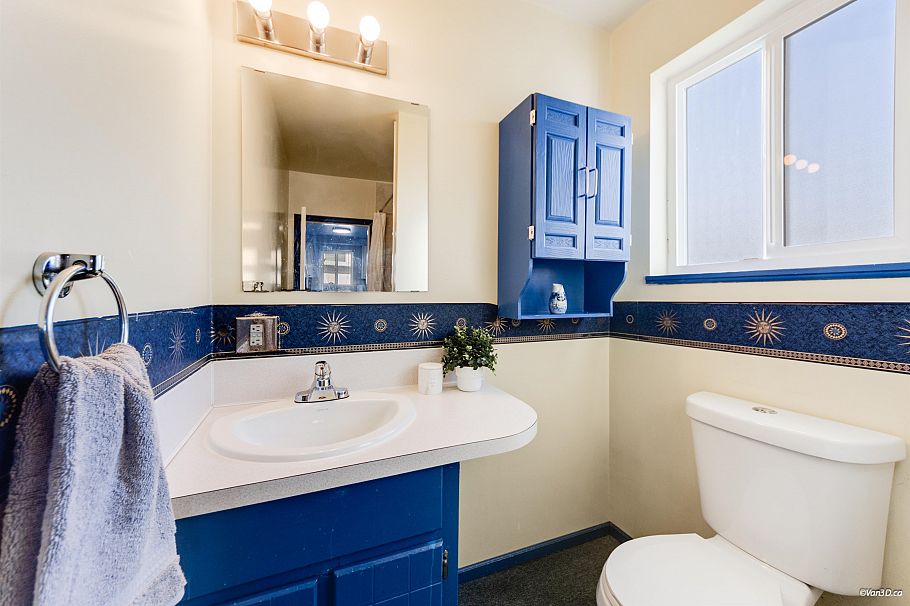 5871 Argyle Street Vancouver, BC - 12