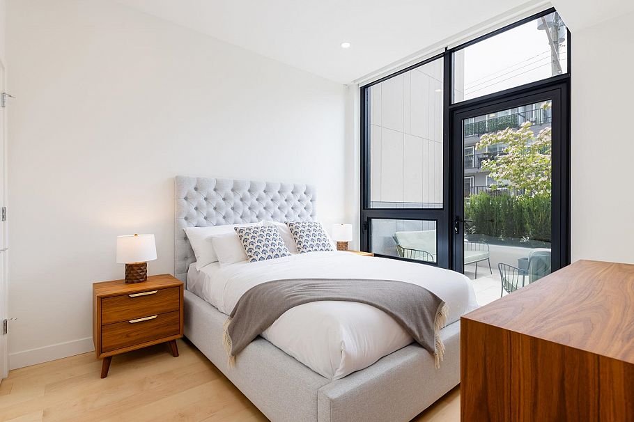 TH1 135 E 13 Street North Vancouver, BC - 13