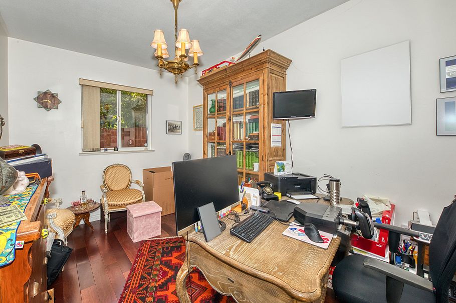 826 E 13th Street North Vancouver, BC - 15