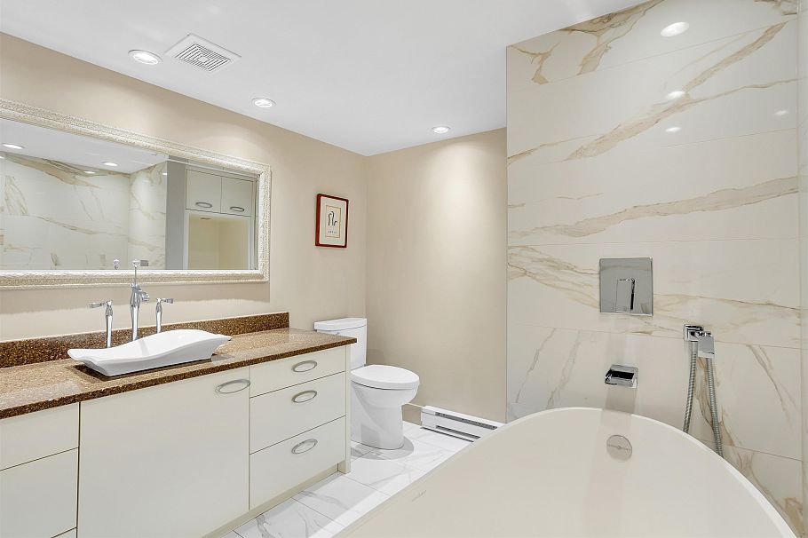 1002 1566 W 13th Avenue Vancouver, BC - 20