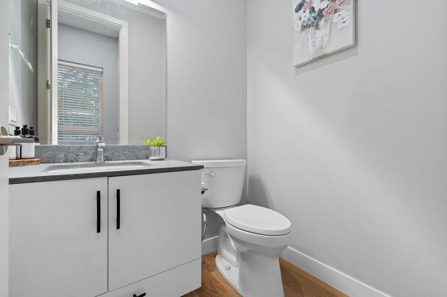 4684 Capilano Road North Vancouver, BC - 19