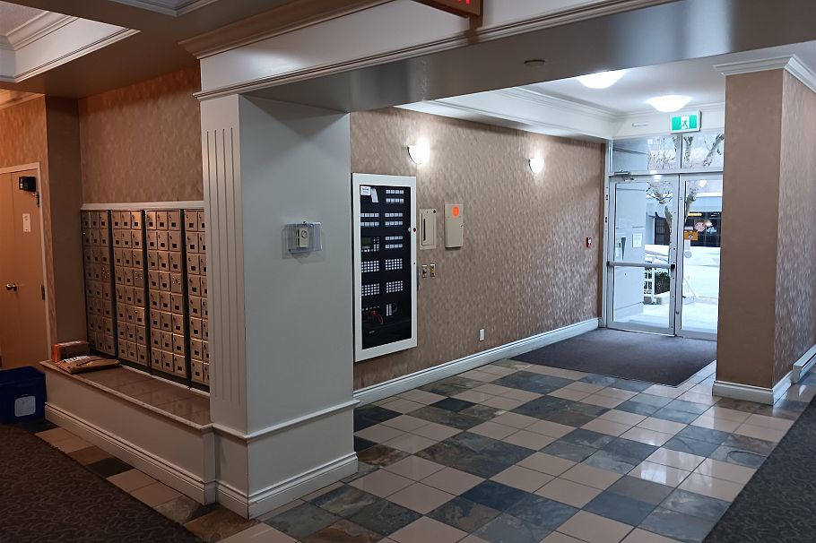 1203 5189 Gaston Street Vancouver, BC - 4