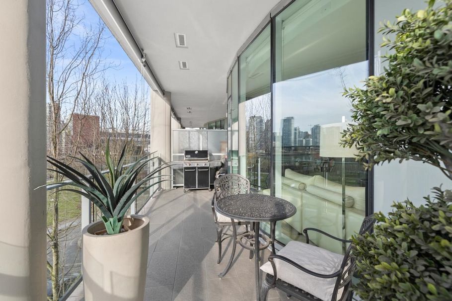 406 1616 Columbia Street Vancouver, BC - 25