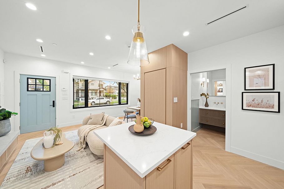 2791 W 21st Avenue Vancouver, BC - 12