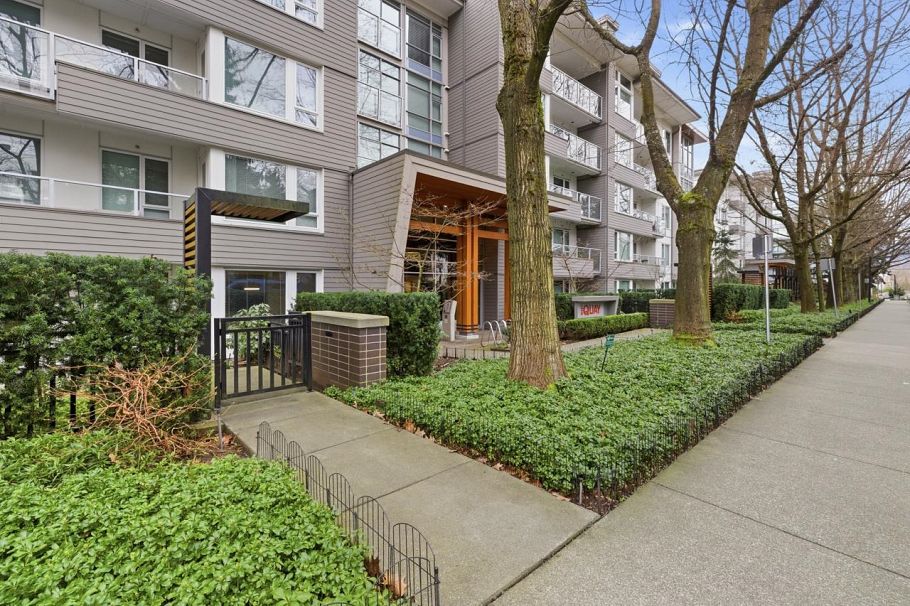 118 255 W 1st Street North Vancouver, BC - 32