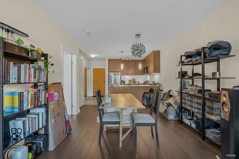 315 1330 Marine Drive North Vancouver, BC - 10