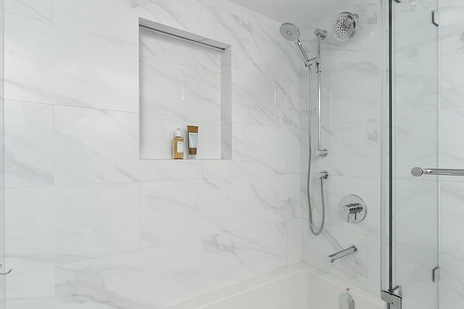 903 995 Roche Point Drive North Vancouver, BC - 11