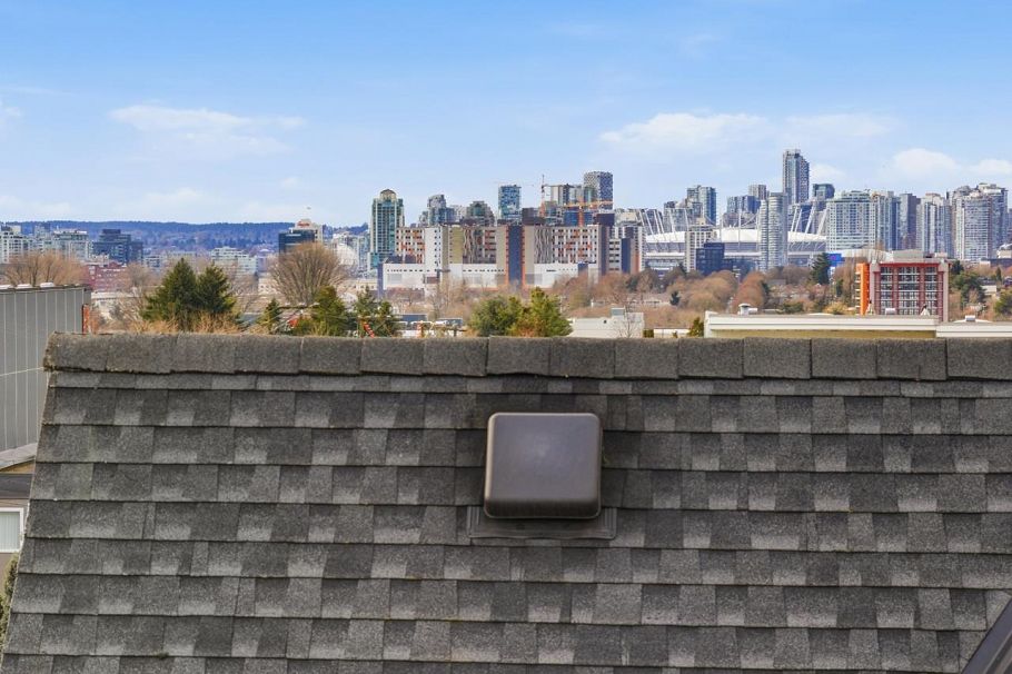 1758 Venables Street Vancouver, BC - 12