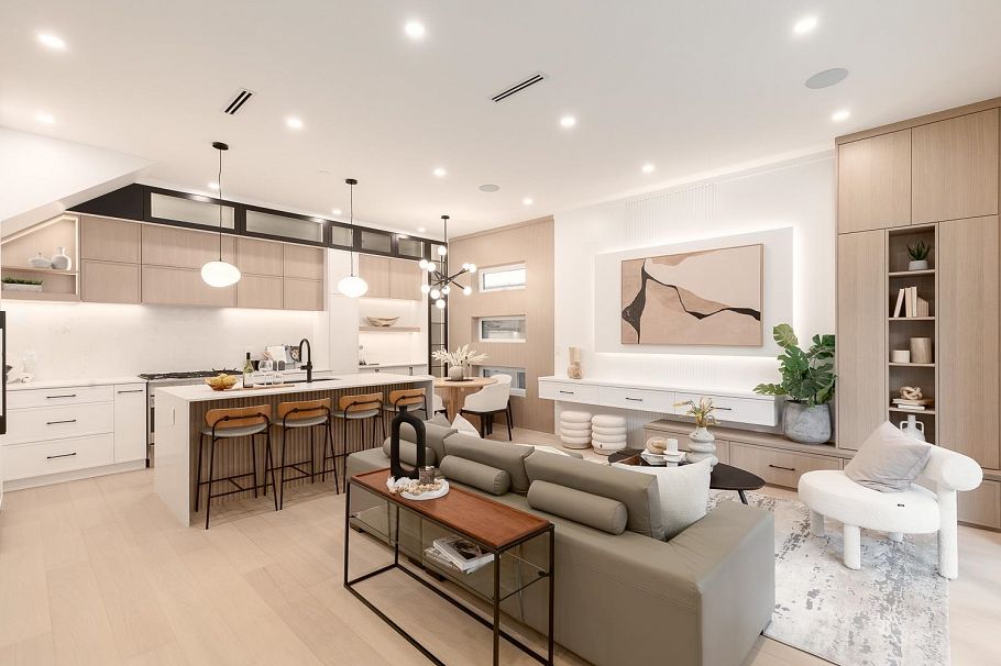 477 W 20th Avenue Vancouver, BC - 2