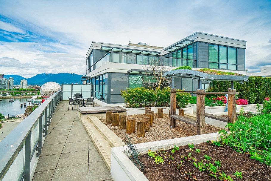 1106 1688 Pullman Porter Street Vancouver, BC - 30