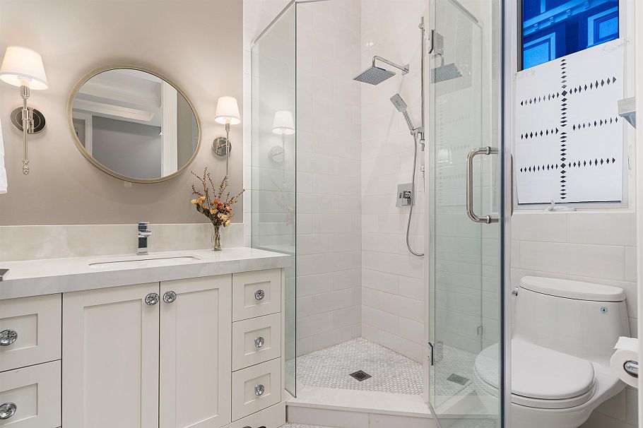 6005 Alma Street Vancouver, BC - 15