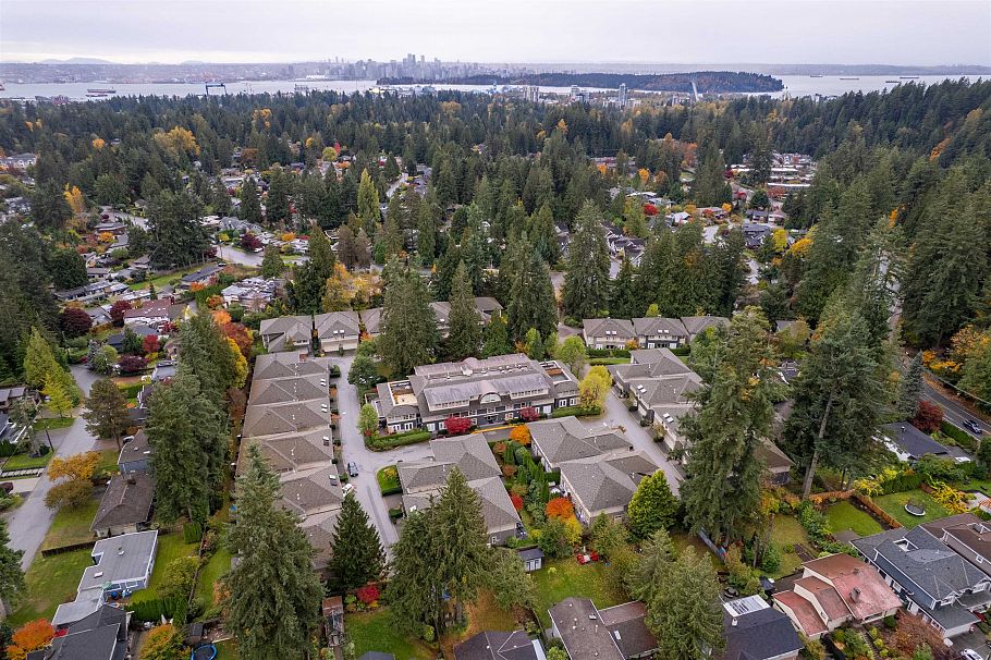 104 3750 Edgemont Boulevard North Vancouver, BC - 24