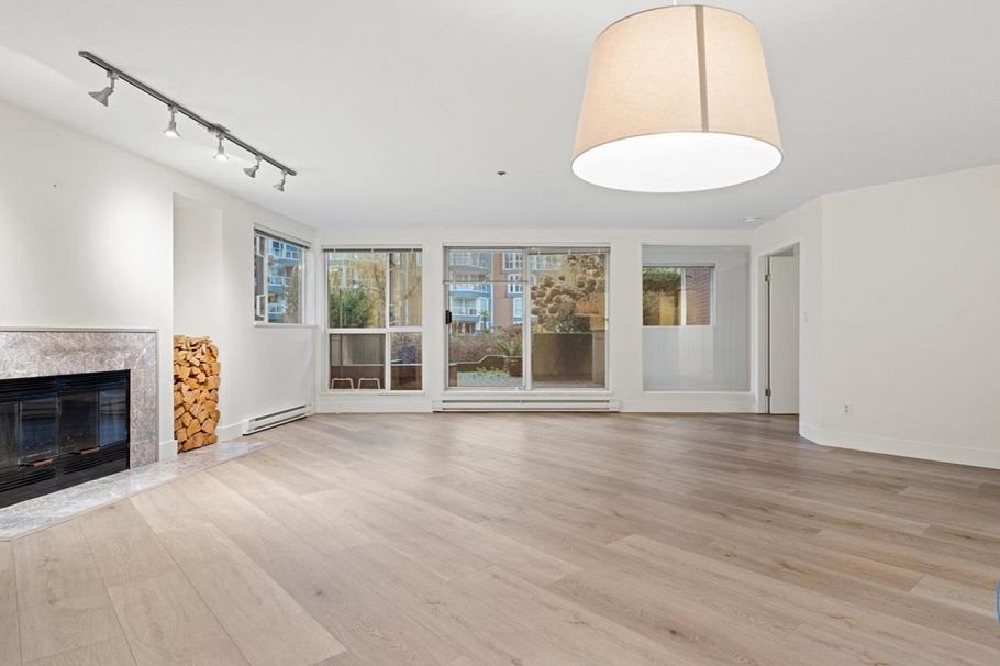 105 1502 Island Park Walk Vancouver, BC - 9