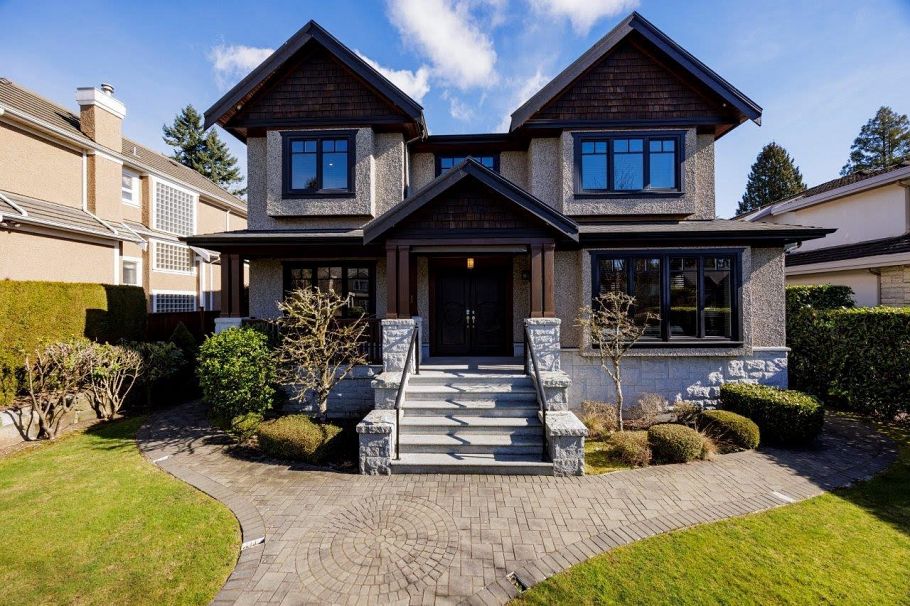 5990 Cartier Street Vancouver, BC - 1