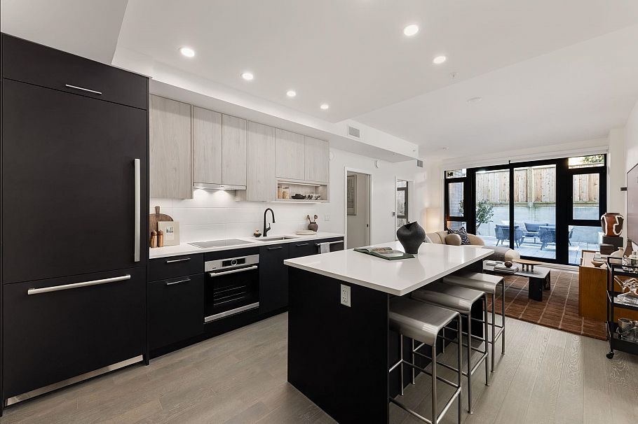 103 8398 Oak Street Vancouver, BC - 5