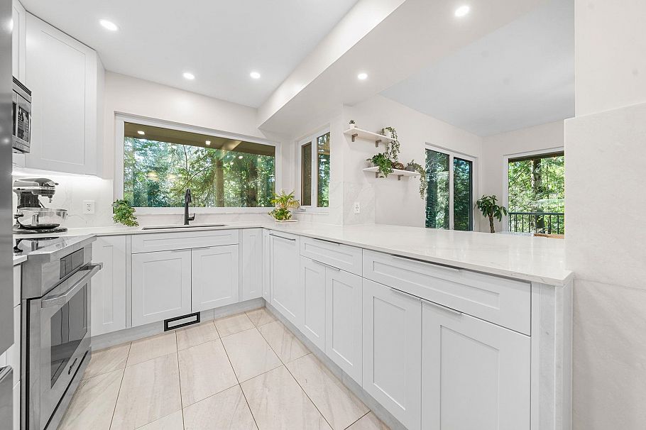 867 Frederick Road North Vancouver, BC - 7