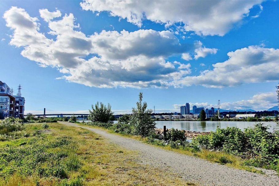 212 10155 River Drive Richmond, BC - 36