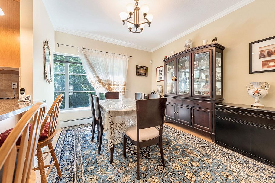 15 3150 Sunnyhurst Road North Vancouver, BC - 9