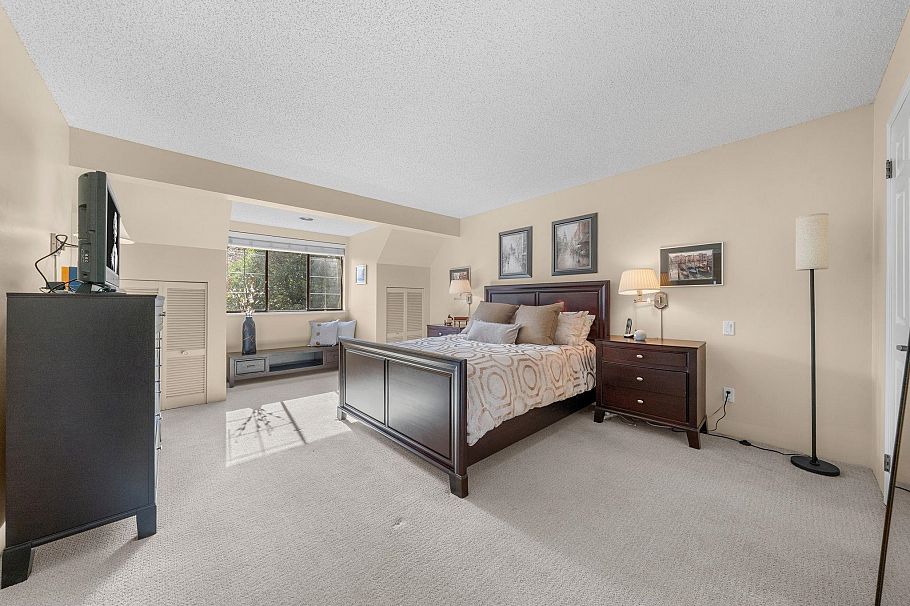 1168 Canyon Boulevard North Vancouver, BC - 23