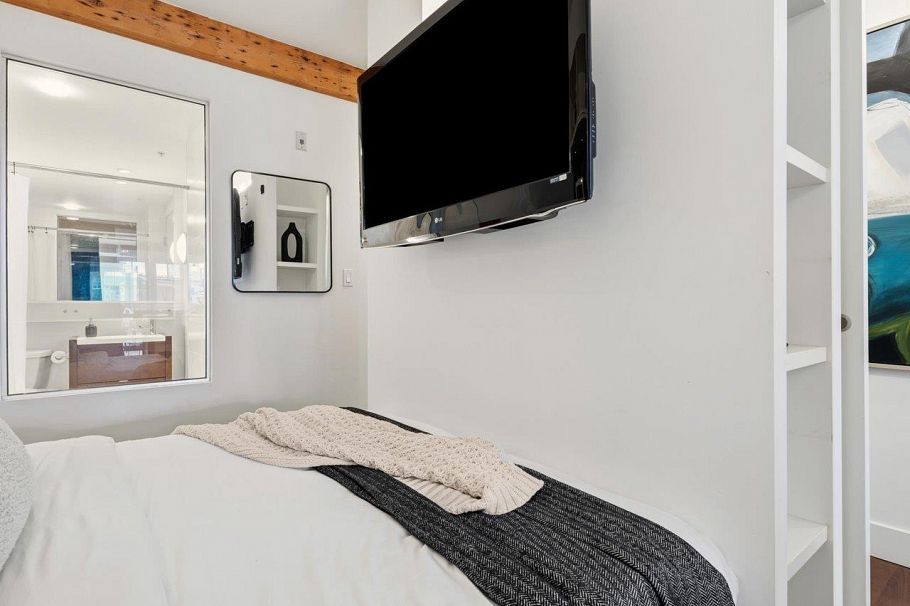 301 1275 Hamilton Street Vancouver, BC - 21