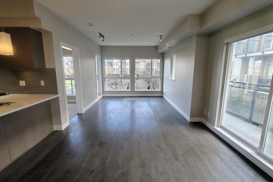 212 10155 River Drive Richmond, BC - 3