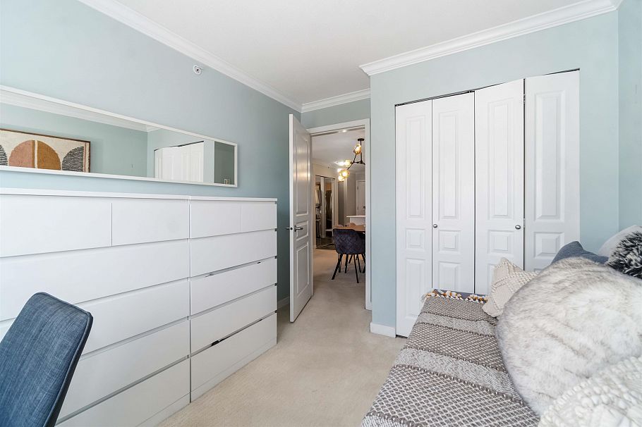 406 1150 E 29th Street North Vancouver, BC - 12