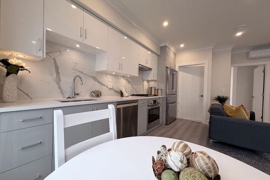 8319 French Street Vancouver, BC - 5