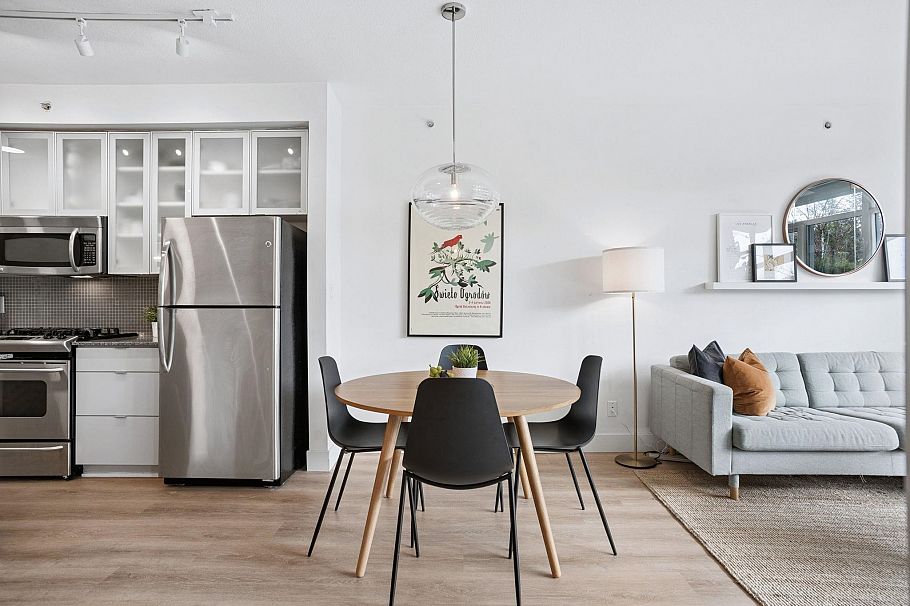 203 298 E 11th Avenue Vancouver, BC - 6