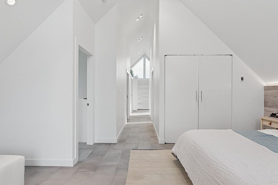 1425 William Avenue North Vancouver, BC - 21