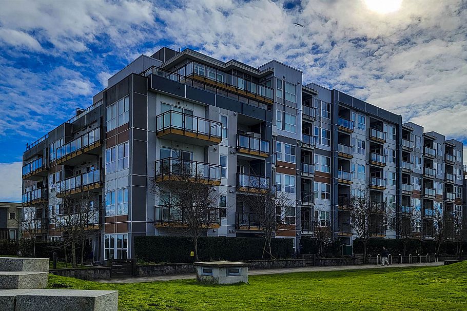 207 10177 River Drive Richmond, BC - 32