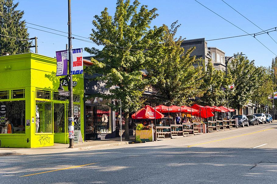 407 1950 E 11th Avenue Vancouver, BC - 37