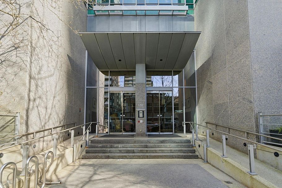 1903 1288 W Georgia Street Vancouver, BC - 23