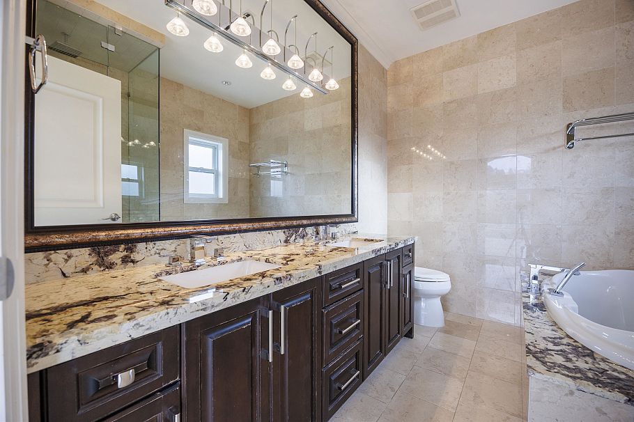 4482 Brakenridge Street Vancouver, BC - 18