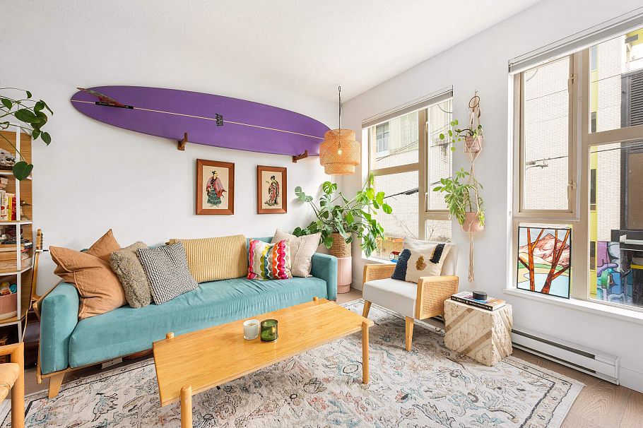 212 205 E 10th Avenue Vancouver, BC - 2