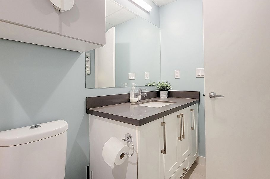 207 10177 River Drive Richmond, BC - 21