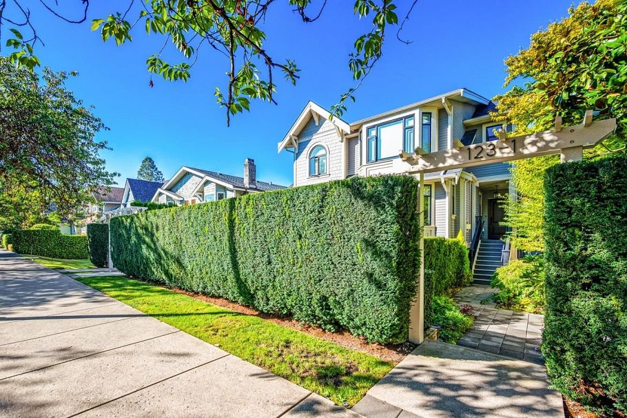 1 123 W 14 Avenue Vancouver, BC - 2