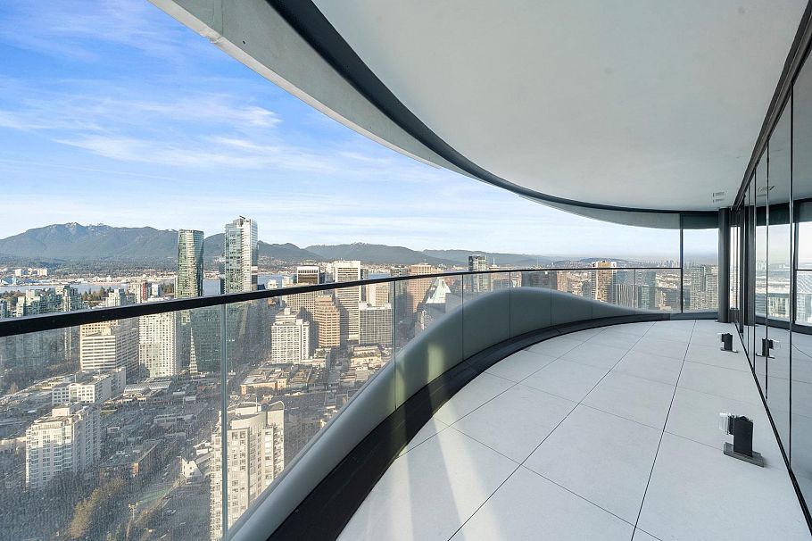 4503 1033 Nelson Street Vancouver, BC - 5