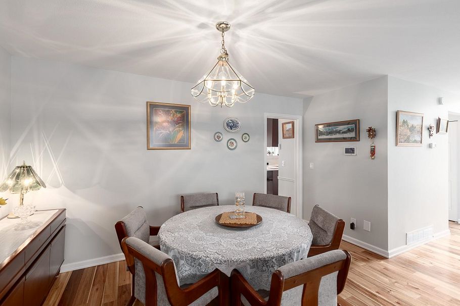 5 3634 Garibaldi Drive North Vancouver, BC - 10