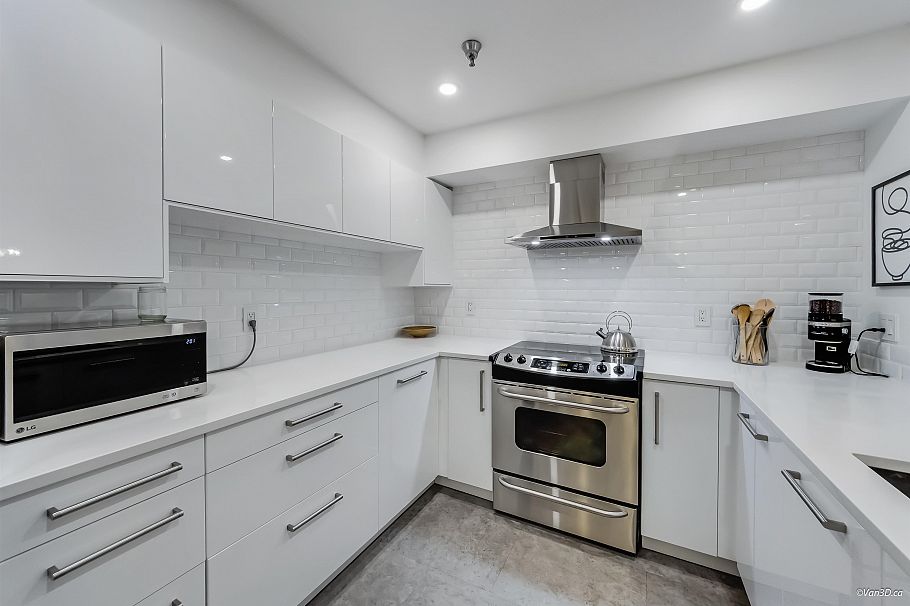 207 2288 W 12th Avenue Vancouver, BC - 4