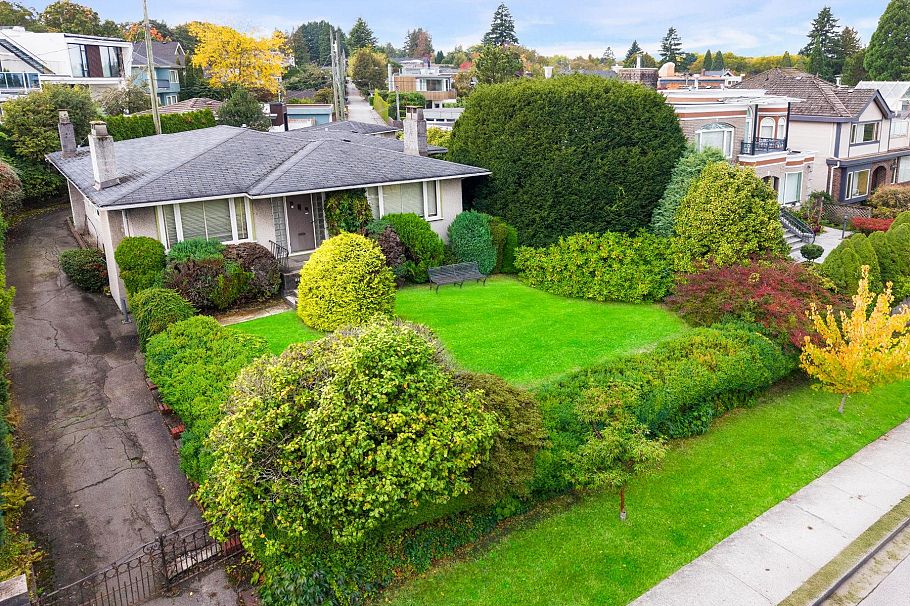 4275 Quesnel Drive Vancouver, BC - 1