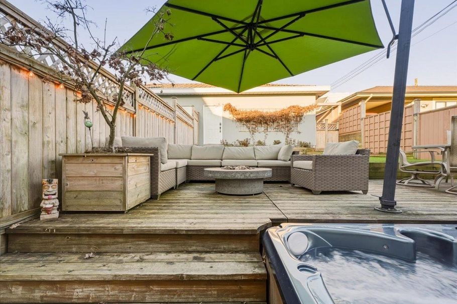 318 E Keith Road North Vancouver, BC - 16