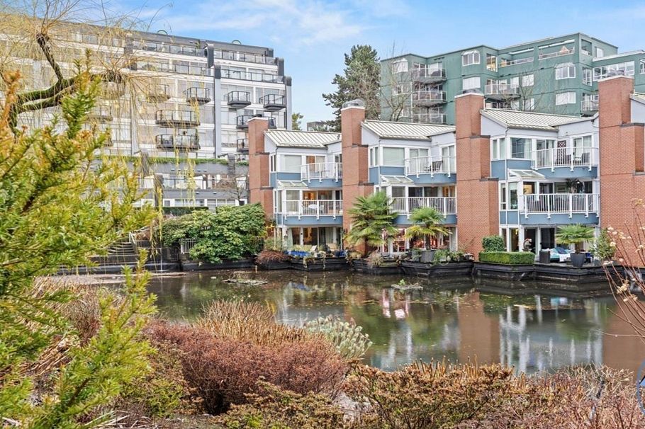 105 1502 Island Park Walk Vancouver, BC - 22