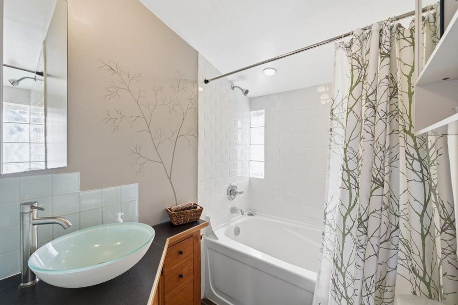 3662 Oak Street Vancouver, BC - 19