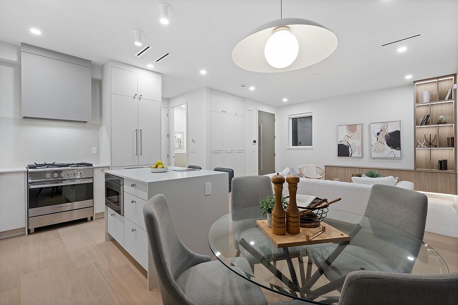 2 2253 Grant Street Vancouver, BC - 14