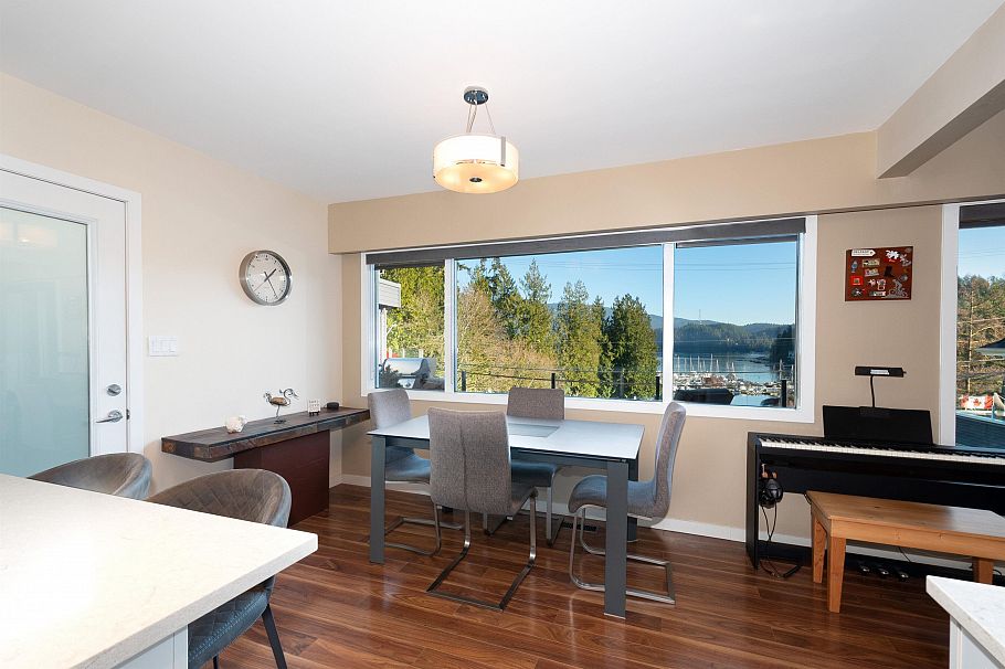 2341 Panorama Drive North Vancouver, BC - 12