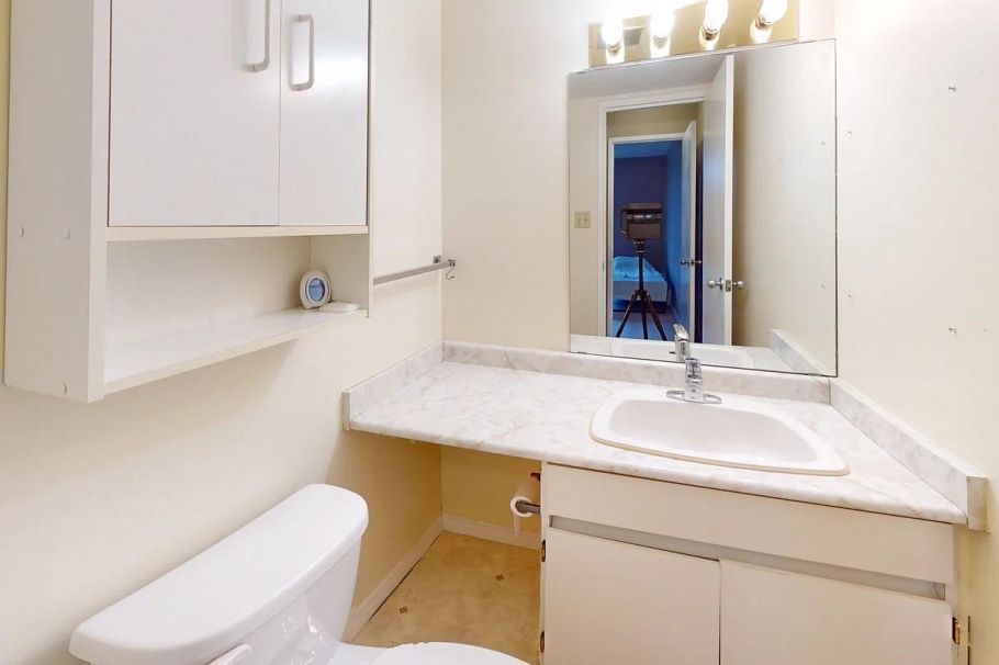 1602 2016 Fullerton Avenue North Vancouver, BC - 20