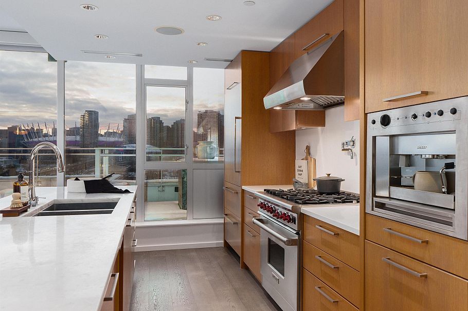 801 221 Union Street Vancouver, BC - 14