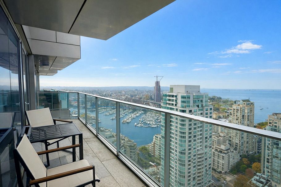 3605 1480 Howe Street Vancouver, BC - 1